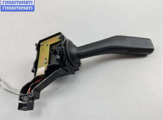 купить Переключатель поворотов на Volkswagen Golf-5 Plus