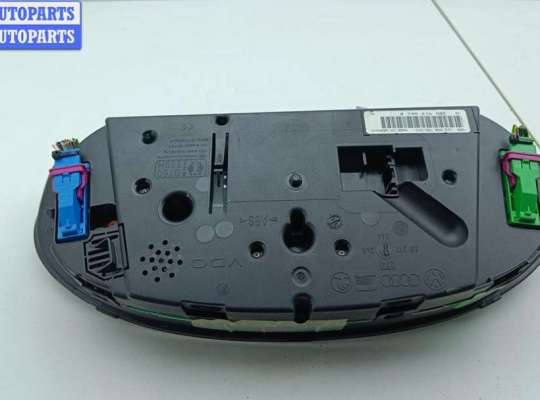 купить Щиток приборный (панель приборов) на Volkswagen Passat B5