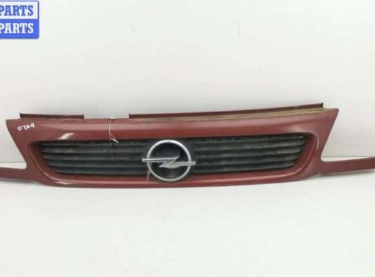 Решетка радиатора OP2418546 на Opel Astra F (1991-1998)