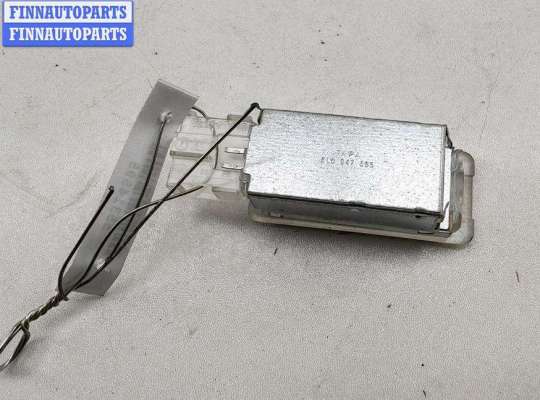 Фонарь салона (плафон) на Volkswagen Passat B6 (3C)