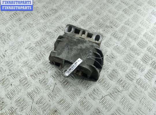 купить Подушка крепления КПП на Volkswagen Golf-4