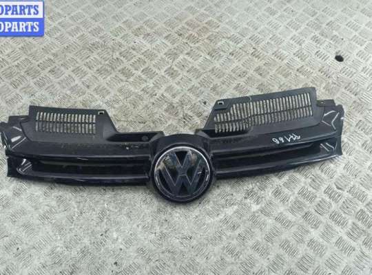 купить Решетка радиатора на Volkswagen Golf-5