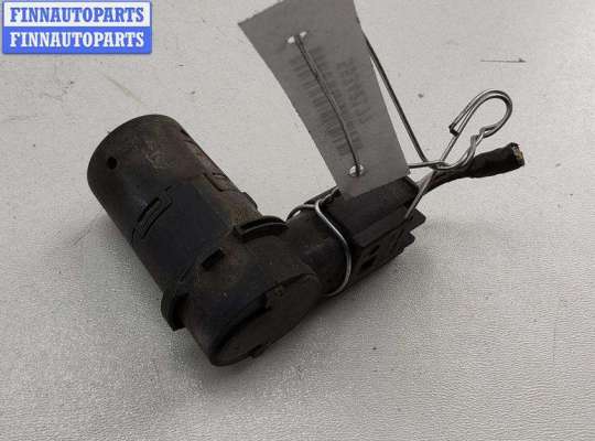 Купить Датчик парковки (парктроник) задний на Ford Focus II (2004-2011) Датчик парковки (парктроник) задний FO2137161 на Ford Focus II (2004-2011)