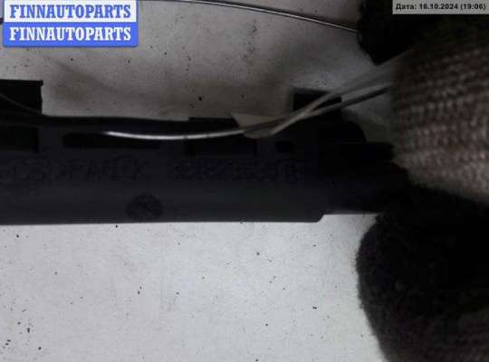 купить Трос капота на Volkswagen Passat B5