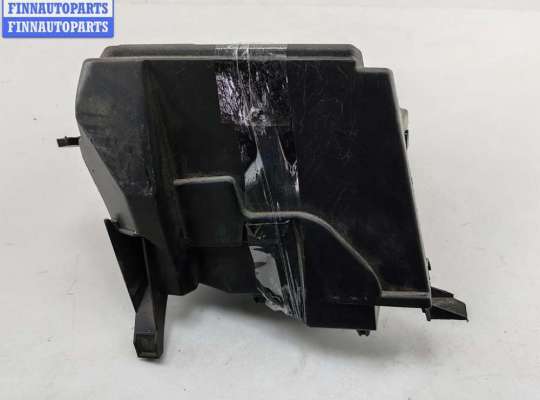 купить Корпус блока предохранителей на Renault Scenic II (2003-2009)