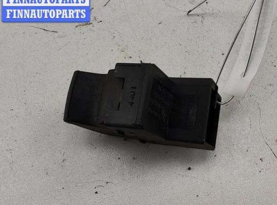 купить Кнопка открывания багажника на Volkswagen Passat B5+ (GP)