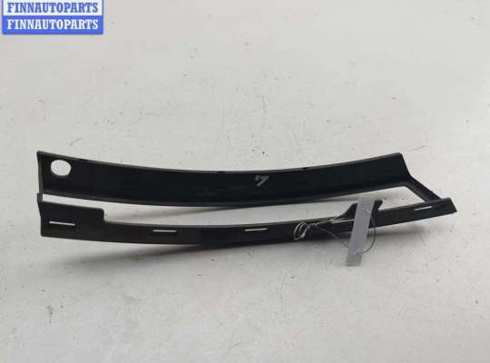 купить Решётка (заглушка) в бампер на Volkswagen Passat B6