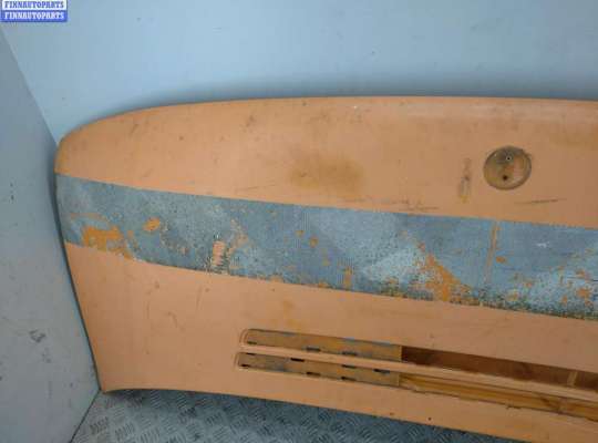 Капот на Mercedes-Benz Vito (W638)