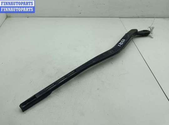 купить Щеткодержатель (поводок стеклоочистителя) передний на Audi A4 B6 (2001-2004)