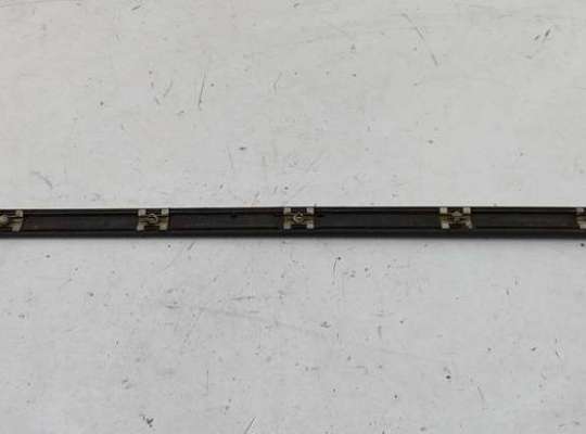 купить Молдинг двери передней левой на BMW 7 E38 (1994-2001)