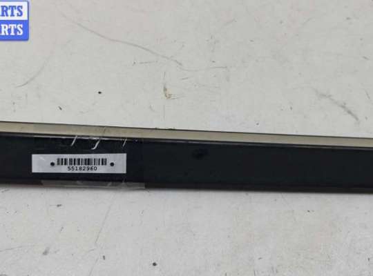 купить Молдинг двери передней левой на BMW 7 E38 (1994-2001)