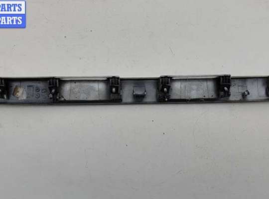 купить Накладка подсветки номера на Peugeot 308 T7 (2007-2013)