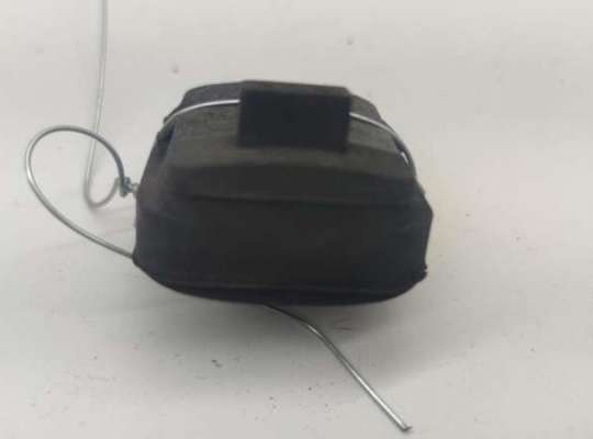 купить Кронштейн радиатора на Audi A6 C5 (1997-2005)