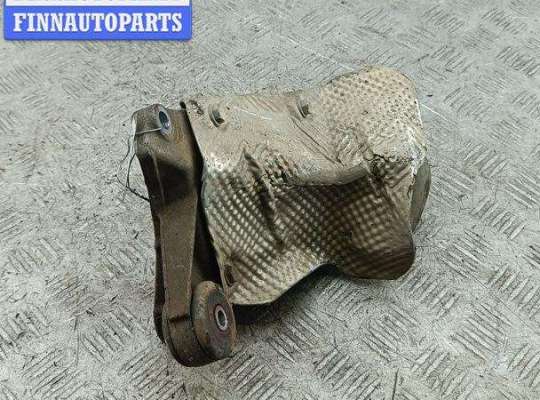 купить Кронштейн КПП опорный на Volkswagen Passat B5