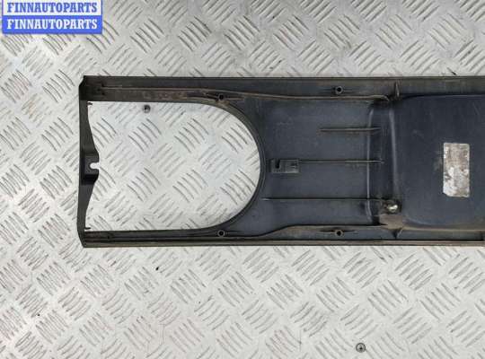 купить Бленда (накладка под номер) на Volkswagen Sharan (2000-2010)