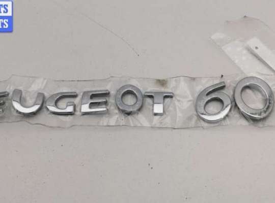 Эмблема PG1242061 на Peugeot 607