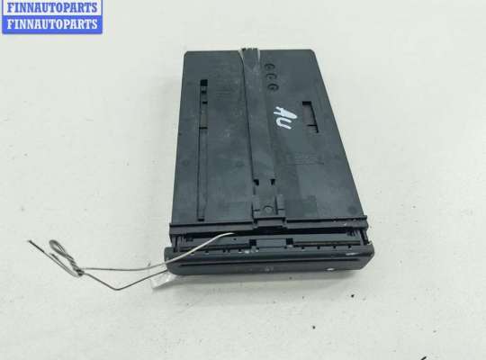 купить Подстаканник на Audi A4 B7 (2004-2008)