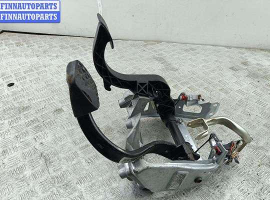 купить Узел педальный на Opel Vectra C (2002-2008)