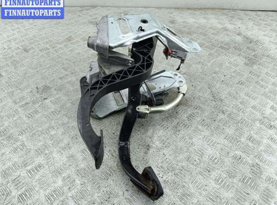 купить Узел педальный на Opel Vectra C (2002-2008)