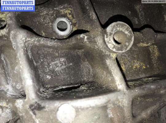 купить Кронштейн компрессора кондиционера на Volkswagen Passat B5