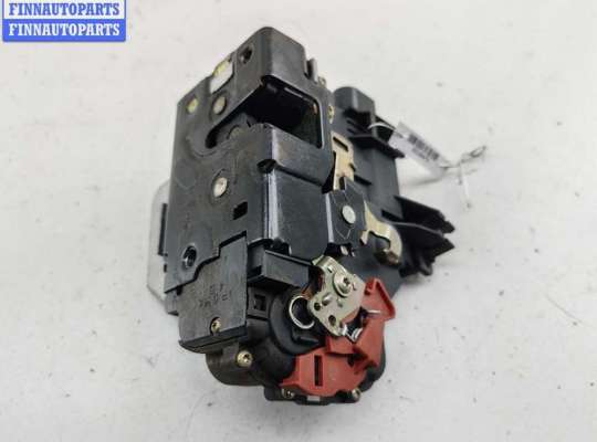 купить Замок двери передней правой на Audi A4 B6 (2001-2004)