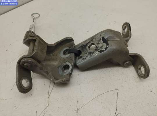 купить Петля двери передней правой на Nissan Note