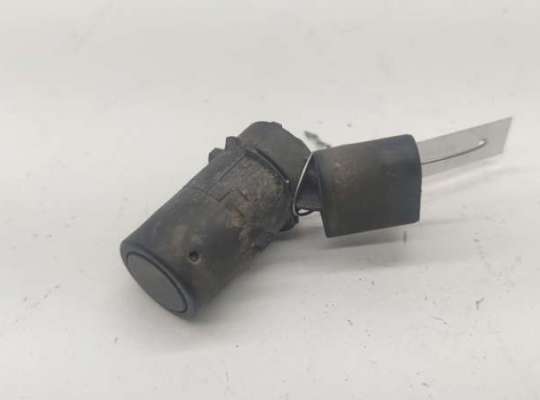 купить Датчик парковки (парктроник) задний на Audi A6 C5 (1997-2005)