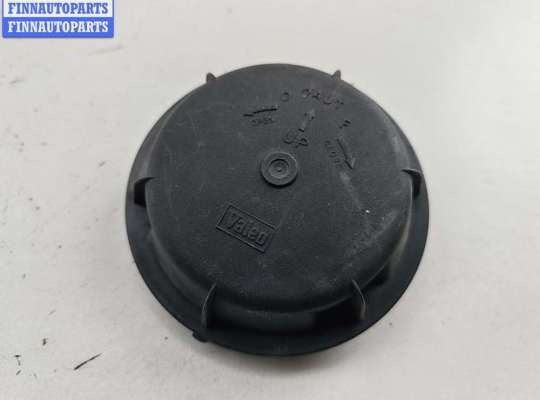 купить Крышка (заглушка) задняя фары левой на Peugeot 607