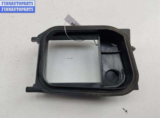 Крышка (заглушка) задняя фары левой VG2727929 на Volkswagen Passat B6
