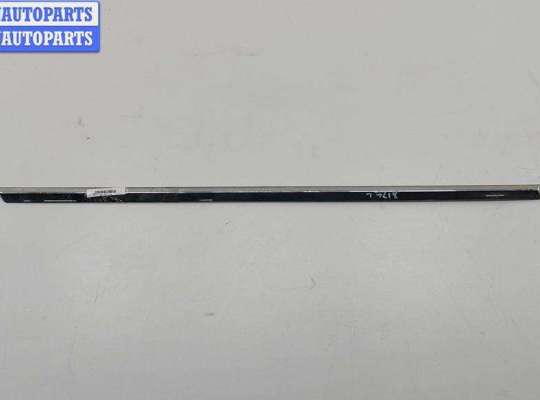 Молдинг двери задней правой VG2543062 на Volkswagen Passat B6