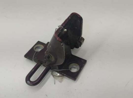 купить Петля двери передней правой на Audi A6 C4 (1994-1997)