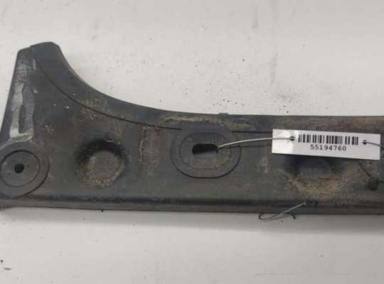 купить Кронштейн бампера переднего на Audi A6 C5 (1997-2005)