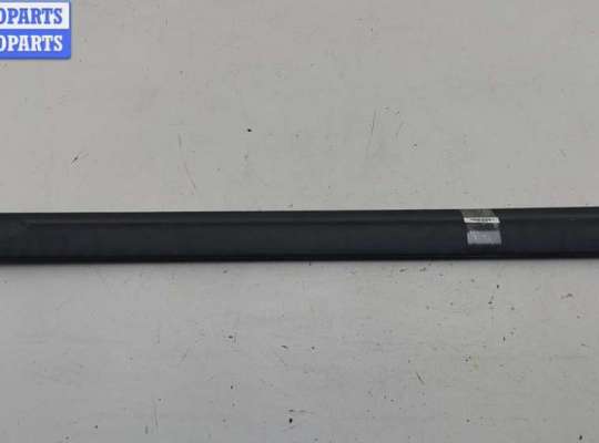 купить Молдинг двери передней правой на Opel Zafira A (1999-2005)