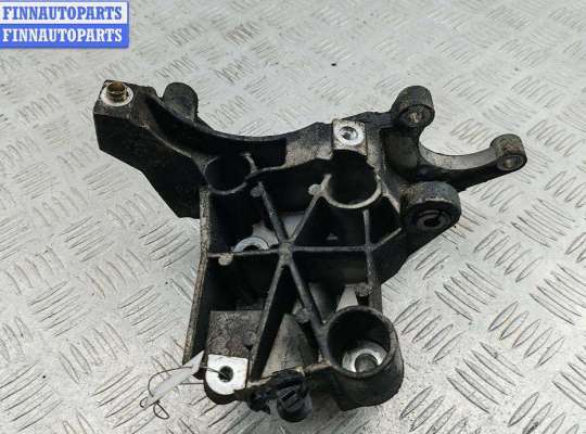 купить Кронштейн компрессора кондиционера на Audi A6 C6 (2004-2011)