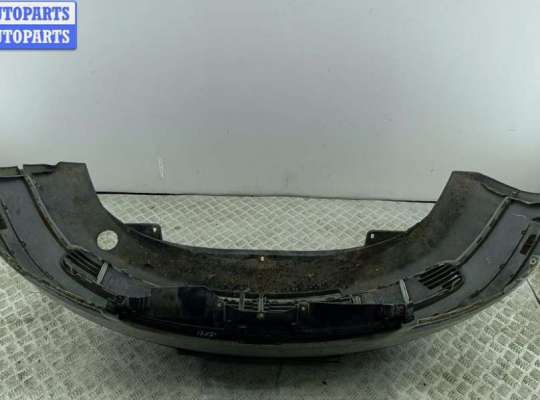 Бампер передний на Volkswagen Passat B5 (3B)