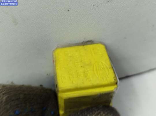 купить Реле втягивающее стартера на Opel Astra H (2004-2009)