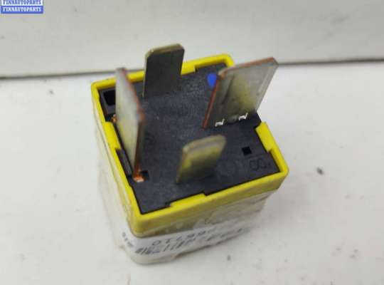 купить Реле втягивающее стартера на Opel Astra H (2004-2009)