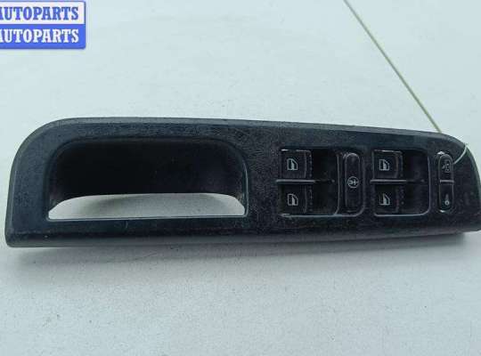 купить Блок кнопок управления стеклоподъемниками на Volkswagen Golf-4