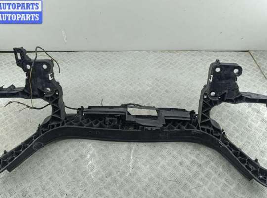 купить Рамка передняя (панель кузовная, телевизор) на Renault Scenic II (2003-2009)