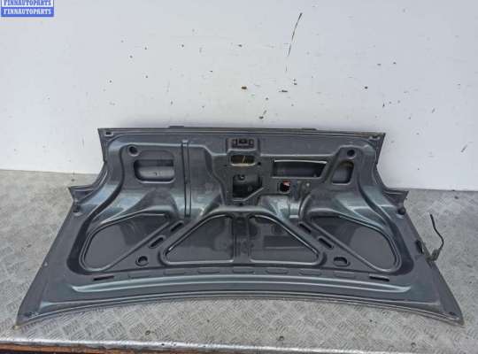 купить Крышка багажника (дверь задняя) на Renault 19