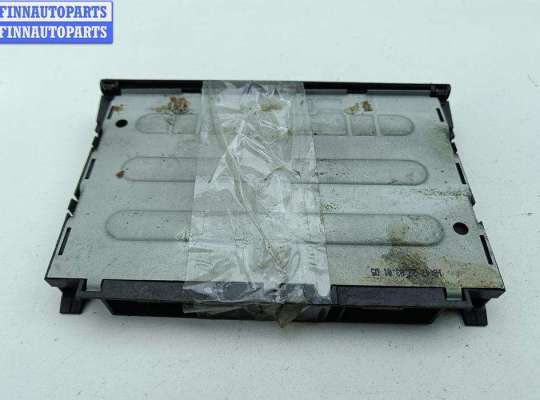 купить Подстаканник на Volkswagen Golf-4