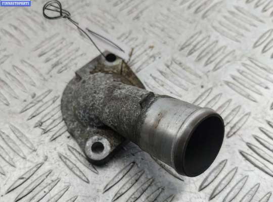 купить Фланец (тройник) системы охлаждения на Nissan Primera P12 (2002-2008)