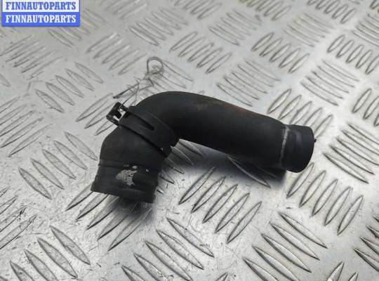 купить Патрубок на Audi A6 C4 (1994-1997)