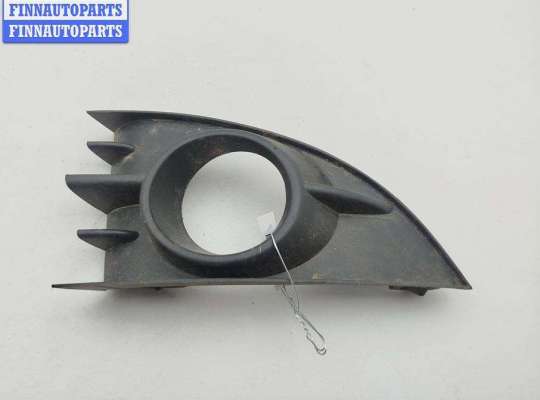 Купить Рамка фары противотуманной правой на Renault Scenic II (2003-2009) Рамка фары противотуманной правой RN1569284 на Renault Scenic II (2003-2009)