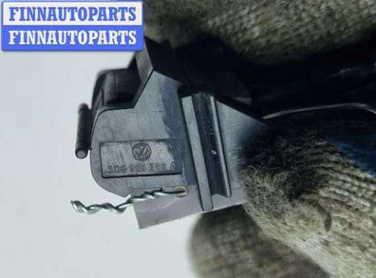 купить Форсунка омывателя на Volkswagen Phaeton