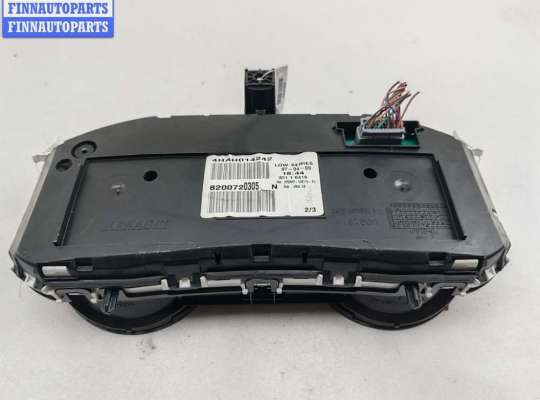 Щиток приборов на Renault Megane II