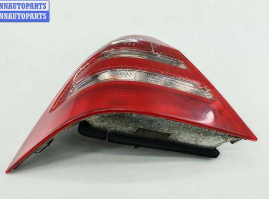 Фонарь задний левый MB1690652 на Mercedes C-Class W203 (2000-2006)