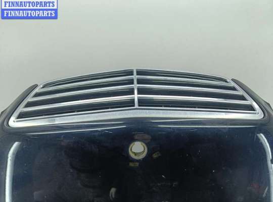 Капот на Mercedes-Benz C (W203)