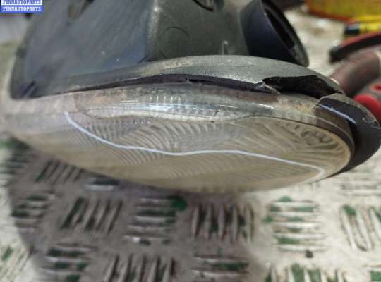 купить Фара правая на Chrysler Voyager (1996-2000)