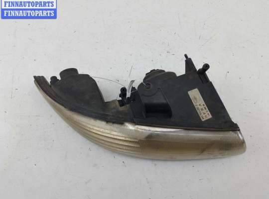 купить Фара правая на Chrysler Voyager (1996-2000)